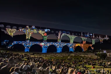 Guerre et paix – Spectacle son et lumière au Pont du Gard
